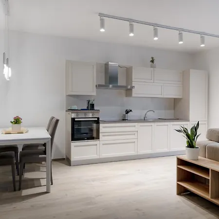 Borgo Felice - Modern + Free Parking *