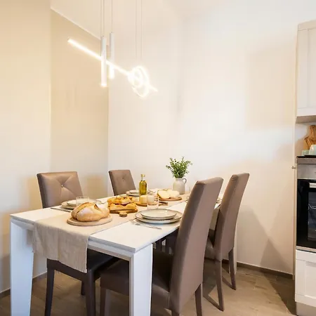 Borgo Felice - Modern + Free Parking Апартаменти *