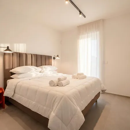 Апартаменти Borgo Felice - Modern + Free Parking